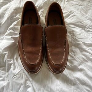 Johnston & Murphy Tan Leather Slip-On Loafers